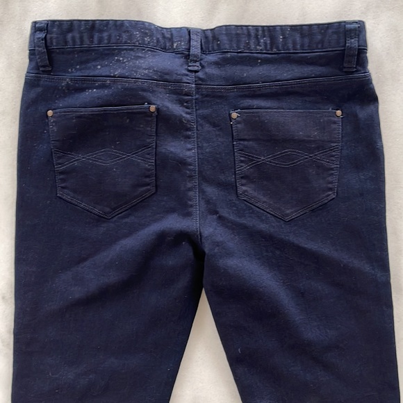 Soft Skinny Jeans - Picture 2 of 5